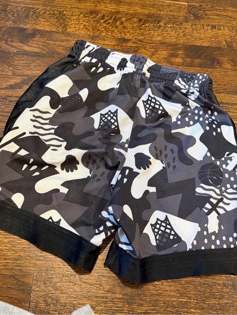 Nike Boys Black & Gray Camo Mesh Shorts